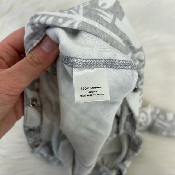 Hanna Andersson Baby Grey Elephant Print Snap Button Sleeper Size 3-6 Months - Picture 9 of 10